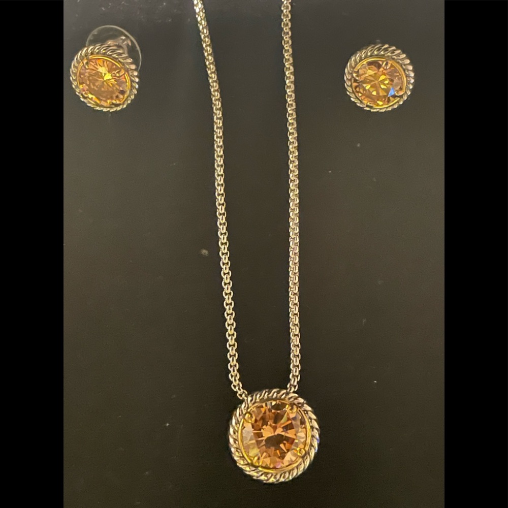 SOLDOUT 😢 Australian Crystal High-End Designer Look Necklace Set